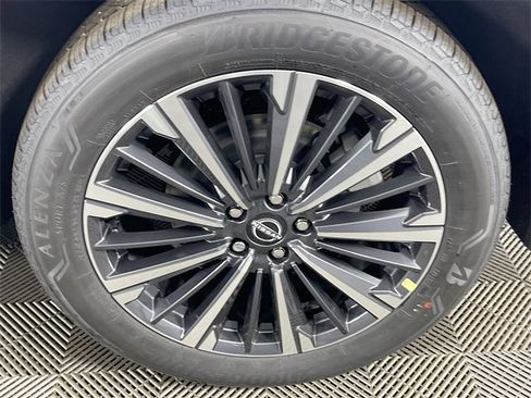 New 2026 Nissan Pathfinder Platinum image 20