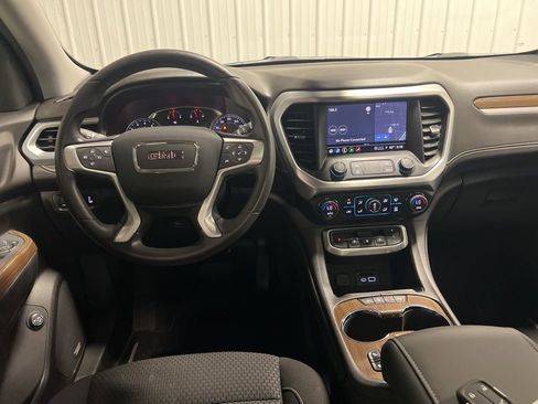 Certified 2023 GMC Acadia SLE w/ Driver Convenience Package image 13