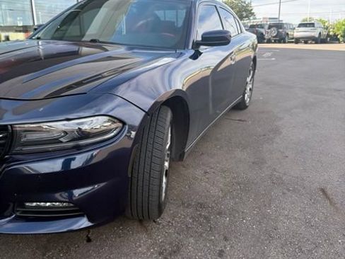 Used 2015 Dodge Charger SXT AWD/4WD image 3