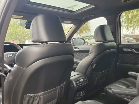 Used 2022 Hyundai Palisade Calligraphy FWD image 16