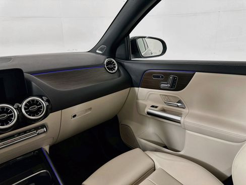 Certified 2026 Mercedes-Benz GLA 250 image 24