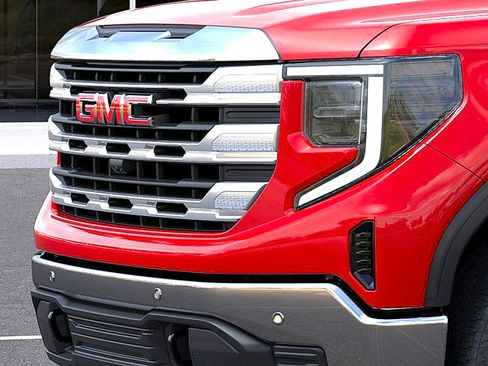 New 2026 GMC Sierra 1500 SLE image 13
