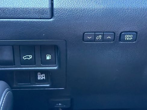 Used 2013 Lexus RX 450h AWD w/ Navigation Pkg image 30