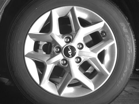 Used 2025 Kia Soul LX w/ LX Technology Package FWD image 12