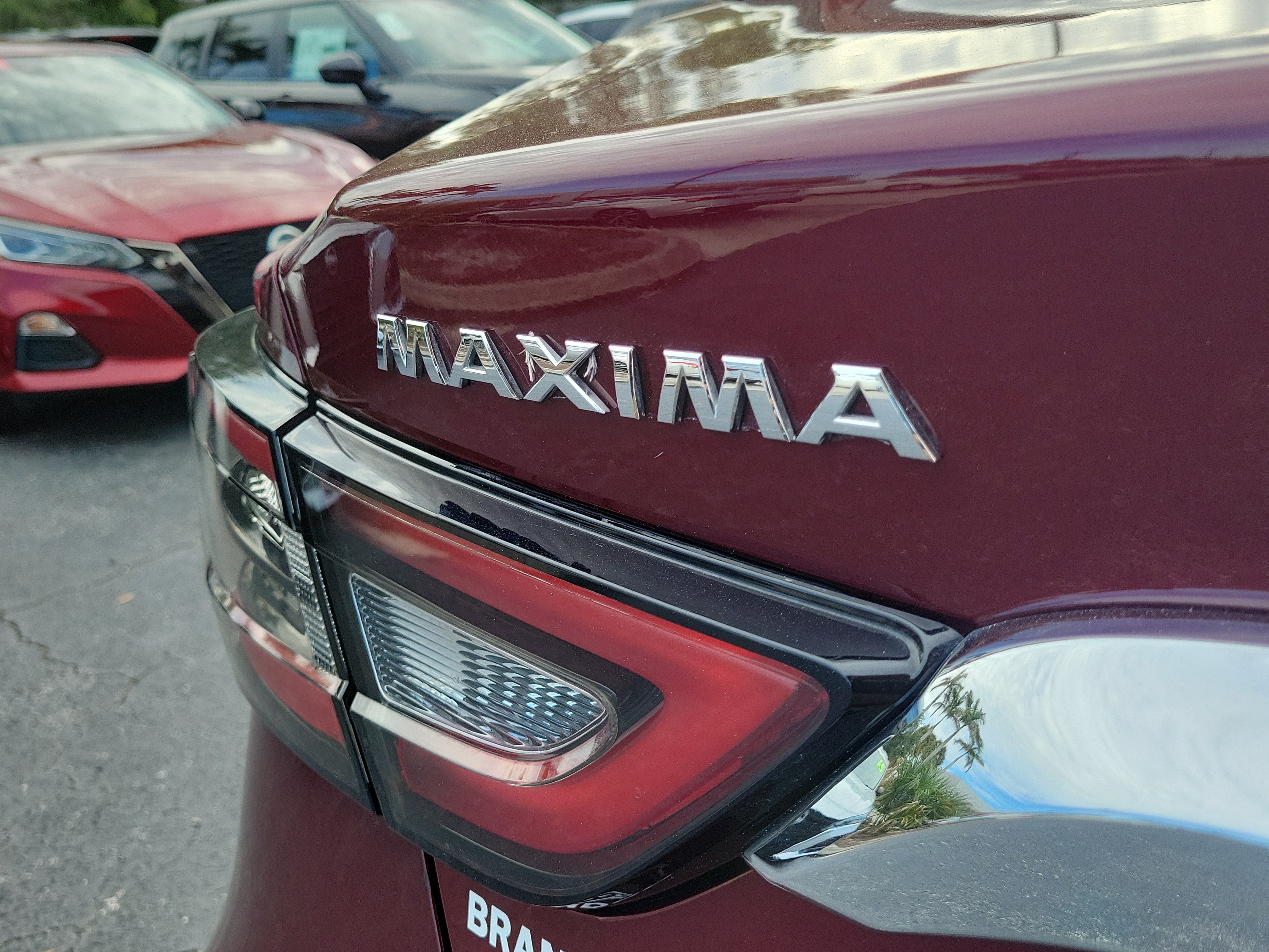 Used 2020 Nissan Maxima 3.5 S w/ Floor Mat Group FWD image 8