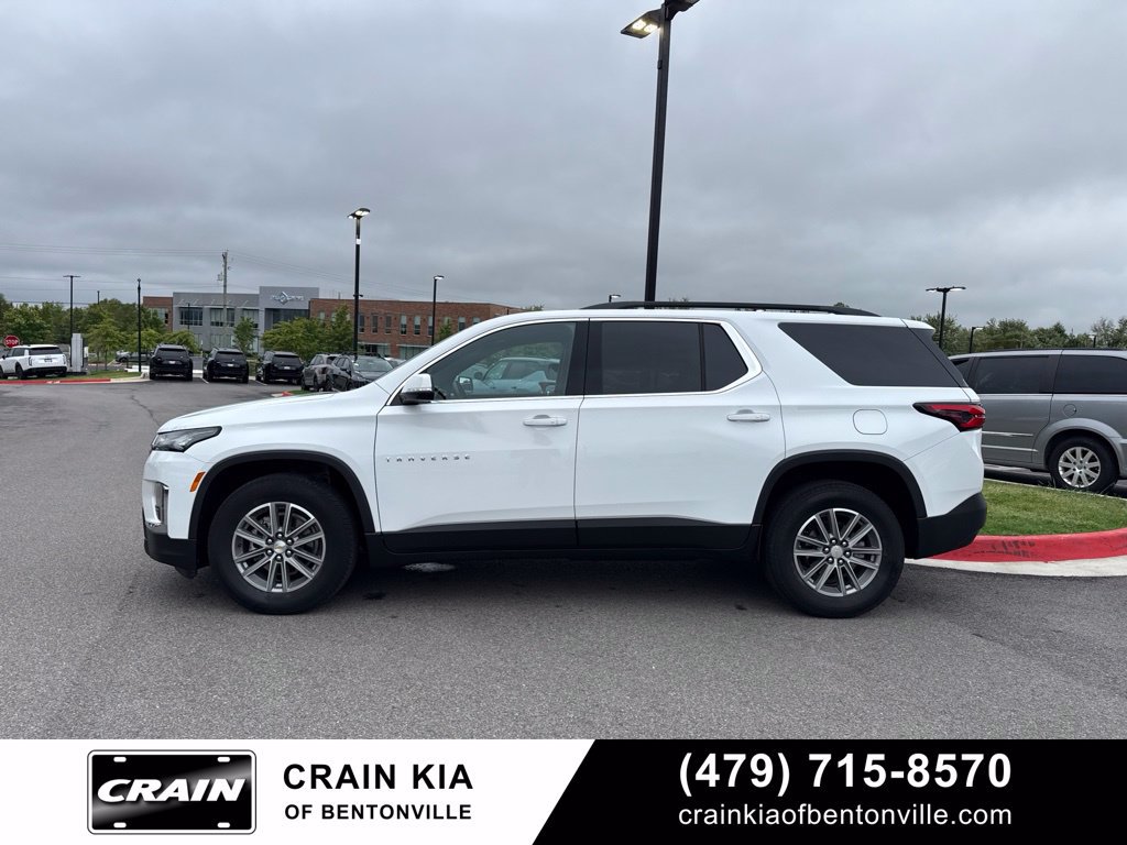 Used 2023 Chevrolet Traverse LT AWD/4WD image 3