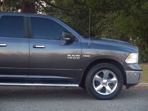 Used 2016 RAM 1500 Big Horn image 28