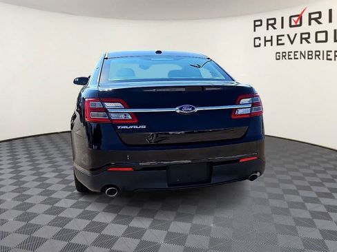 Used 2018 Ford Taurus SE FWD image 7