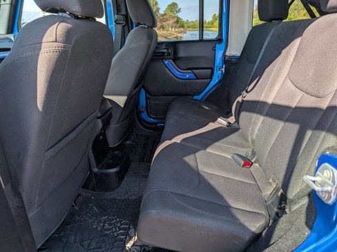 Used 2016 Jeep Wrangler Unlimited Sport w/ Quick Order Package 24S image 17