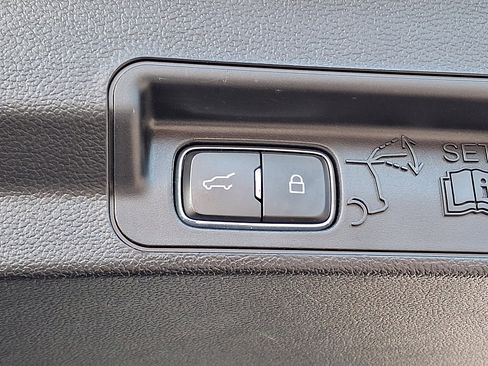 Used 2021 Ford Explorer ST w/ Equipment Group 401A image 31