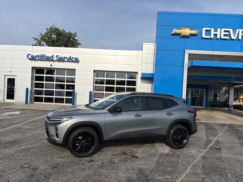 New 2026 Chevrolet Trax ACTIV w/ Driver Confidence Package FWD image 4