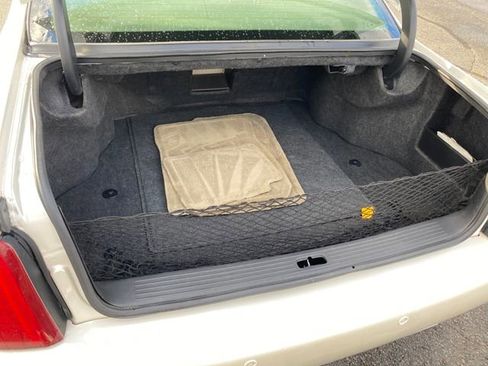 Used 2000 Cadillac De Ville Base w/ Comfort/Convenience Pkg image 15