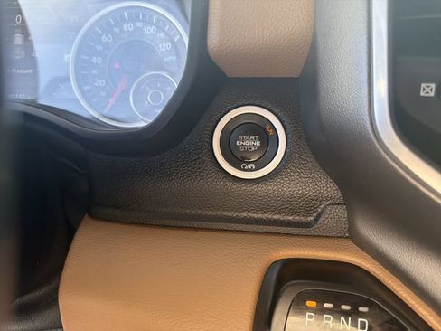Used 2020 RAM 1500 Big Horn AWD/4WD image 17