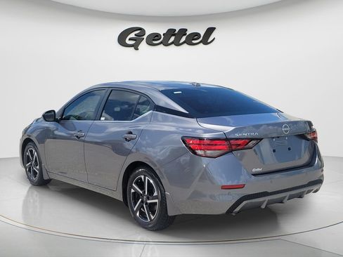 Used 2024 Nissan Sentra SV FWD image 7