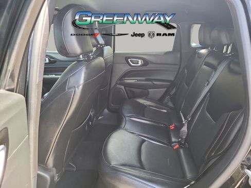 Used 2023 Jeep Compass Limited image 14