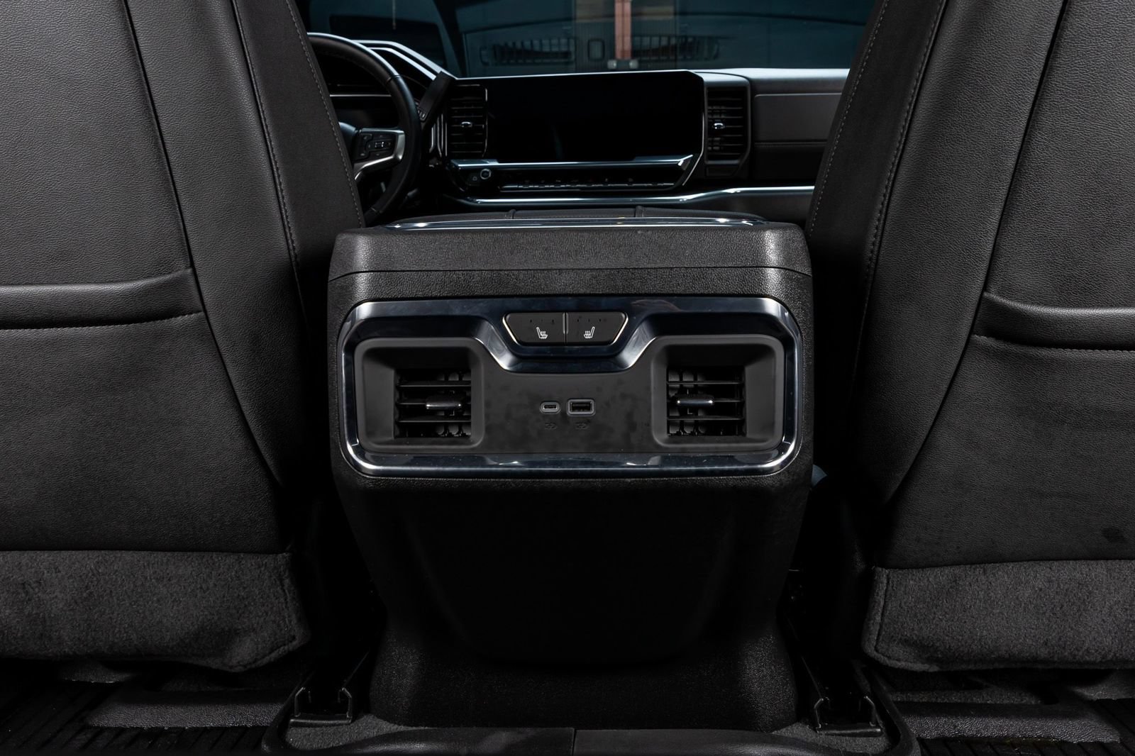 Used 2024 Chevrolet Silverado 2500 LTZ w/ LTZ Plus Package AWD/4WD image 34