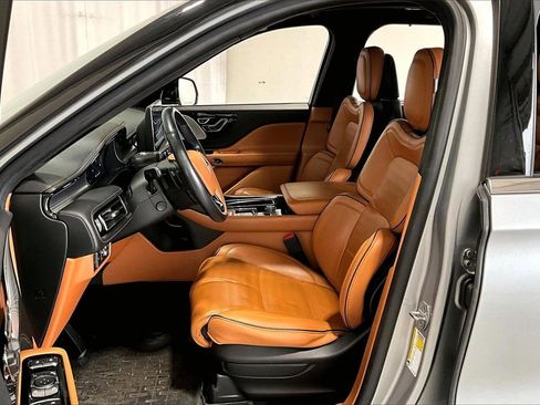 Used 2023 Lincoln Aviator Black Label image 15