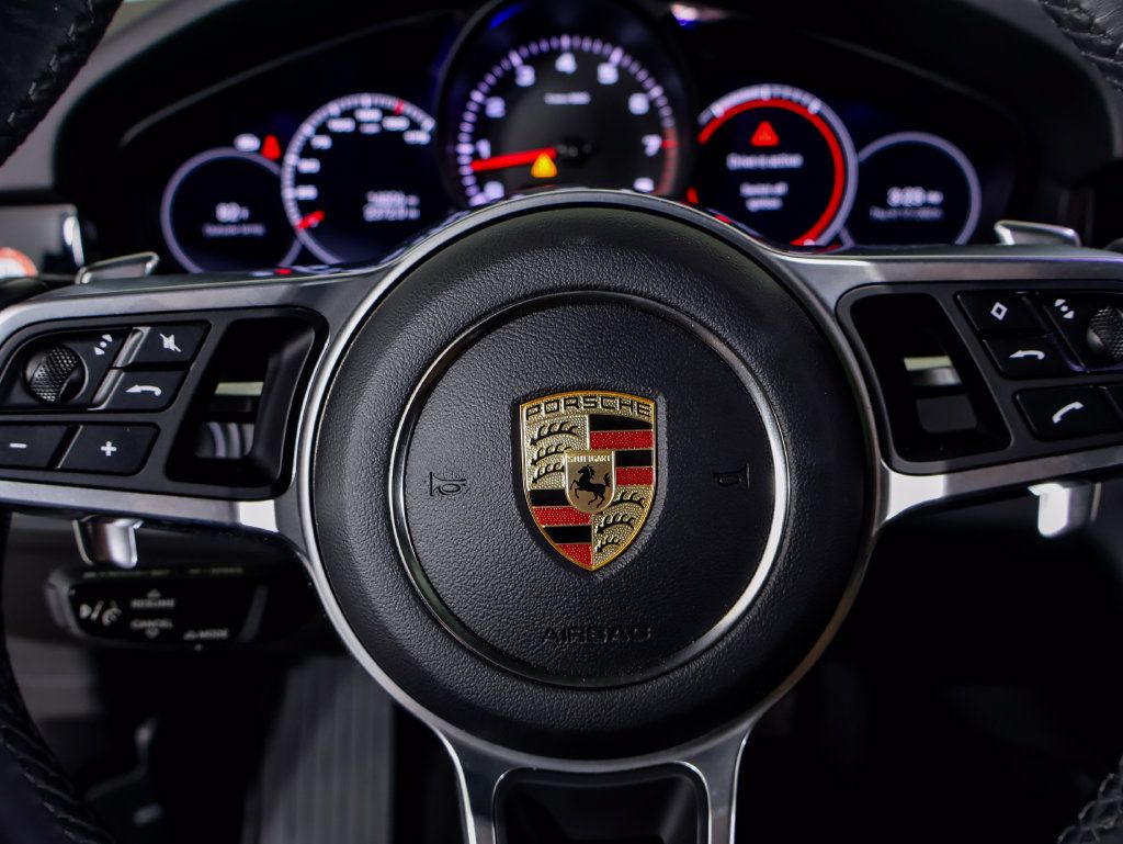 Certified 2023 Porsche Cayenne Platinum Edition AWD/4WD image 21