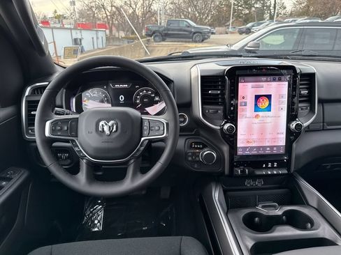 New 2026 RAM 1500 Big Horn AWD/4WD image 14