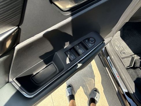 New 2026 GMC Acadia AT4 w/ Luxury Package image 19