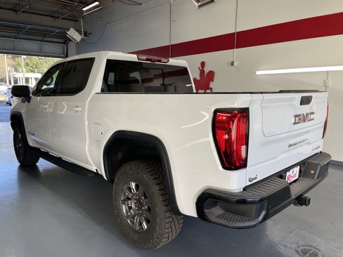 New 2026 GMC Sierra 1500 AT4X image 7