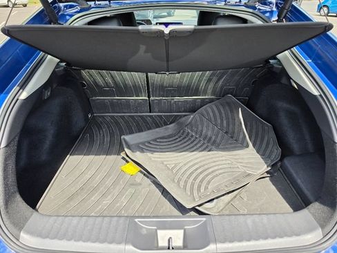 Used 2024 Toyota Prius Prime Premium FWD image 17