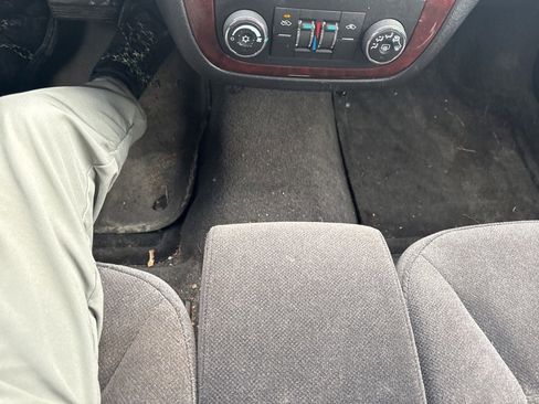 Used 2009 Chevrolet Impala LT image 19