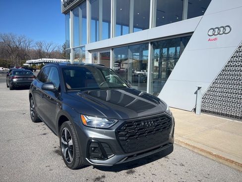 Used 2023 Audi Q5 2.0T Premium Plus w/ Premium Plus Package image 1