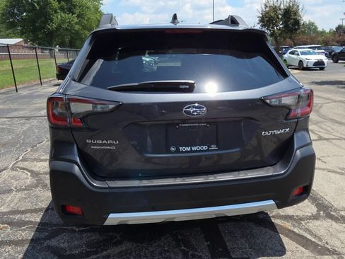Certified 2025 Subaru Outback Limited AWD/4WD image 7