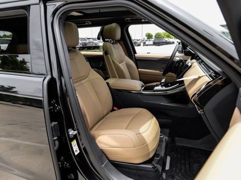 New 2026 Land Rover Range Rover Sport SE AWD/4WD image 44
