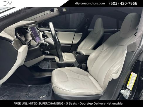 Used 2014 Tesla Model S P85 RWD image 17
