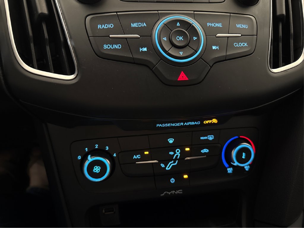 Used 2017 Ford Focus ST FWD image 38