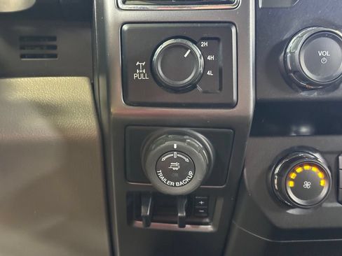 Used 2020 Ford F150 XLT w/ Max Trailer Tow Package AWD/4WD image 40