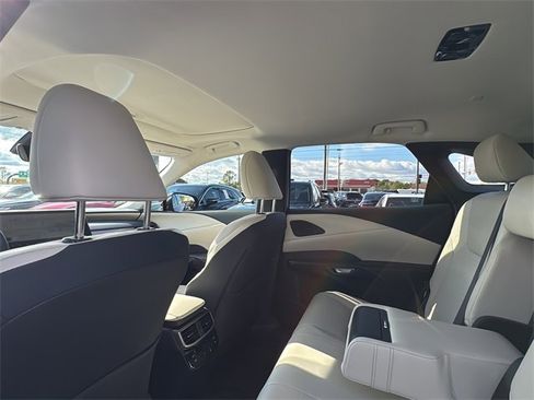 Used 2023 Lexus RX 350 Premium image 14
