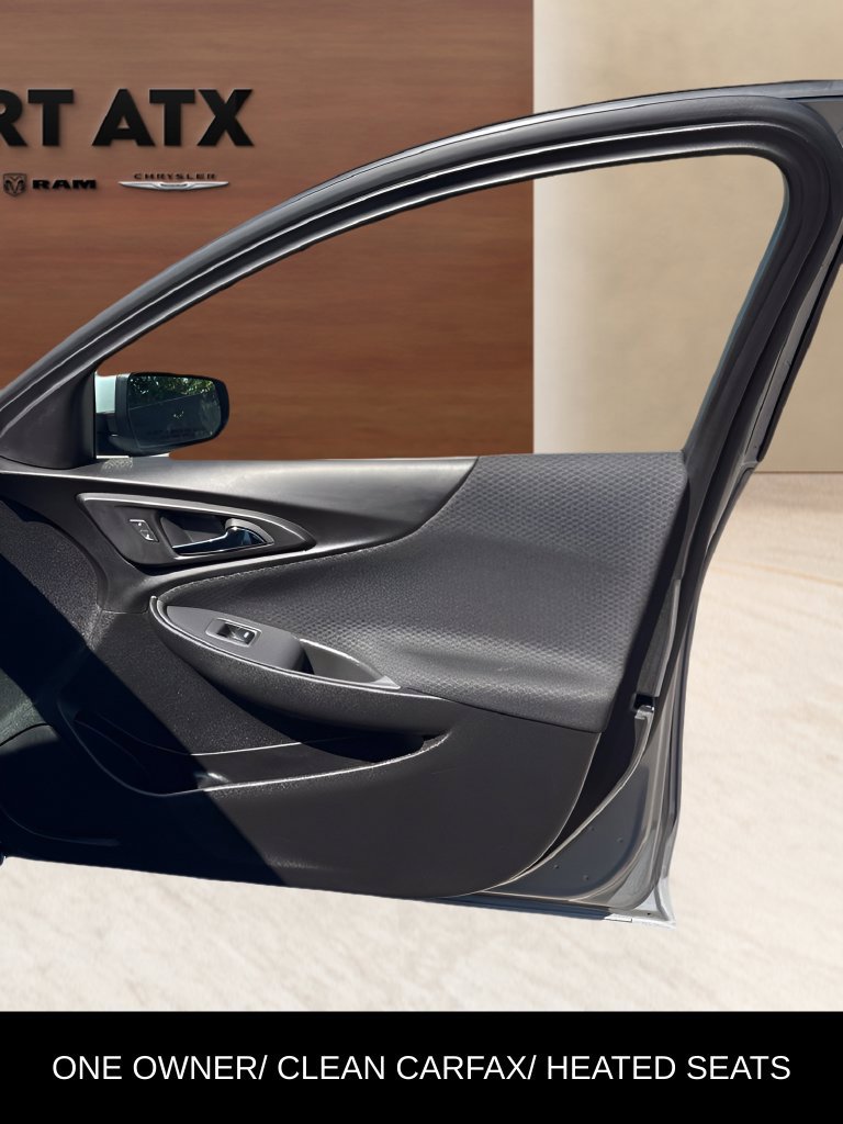 Used 2025 Chevrolet Malibu LT FWD image 13