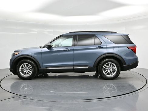 Used 2025 Ford Explorer Active image 34