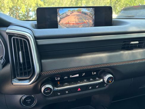 Used 2025 MAZDA CX-50 2.5 Hybrid w/ Premium Plus Pkg AWD/4WD image 17