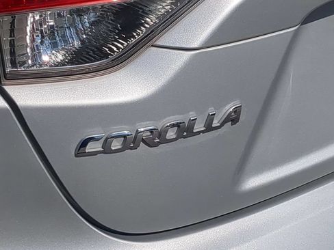 Used 2021 Toyota Corolla LE FWD image 31