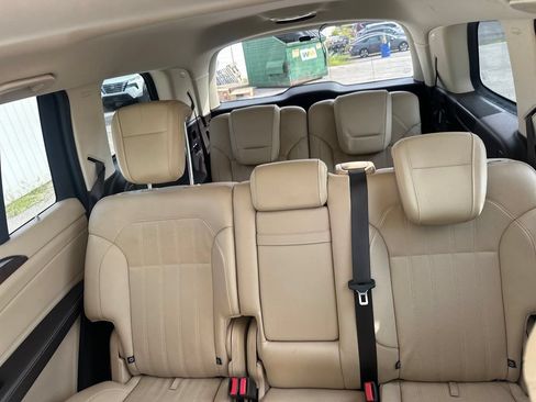 Used 2019 Mercedes-Benz GLS 450 4MATIC image 20