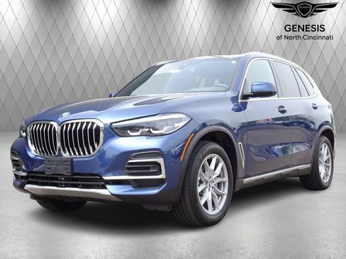 Used 2022 BMW X5 xDrive40i w/ Parking Assistance Package AWD/4WD image 1