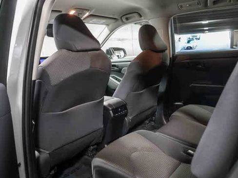 Certified 2023 Toyota Highlander LE image 19