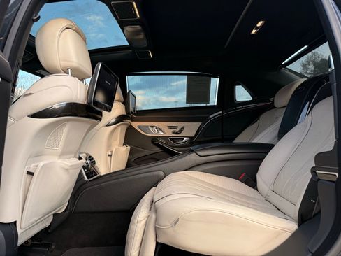 Used 2016 Mercedes-Benz Maybach S 600 image 26