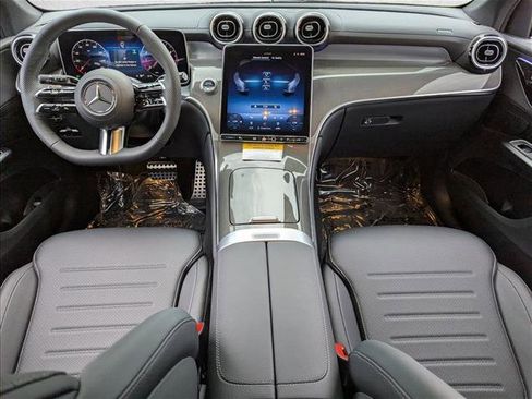 Used 2026 Mercedes-Benz GLC 300 image 12