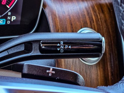 Used 2024 Mercedes-Benz GLC 300 GLC 300 image 26