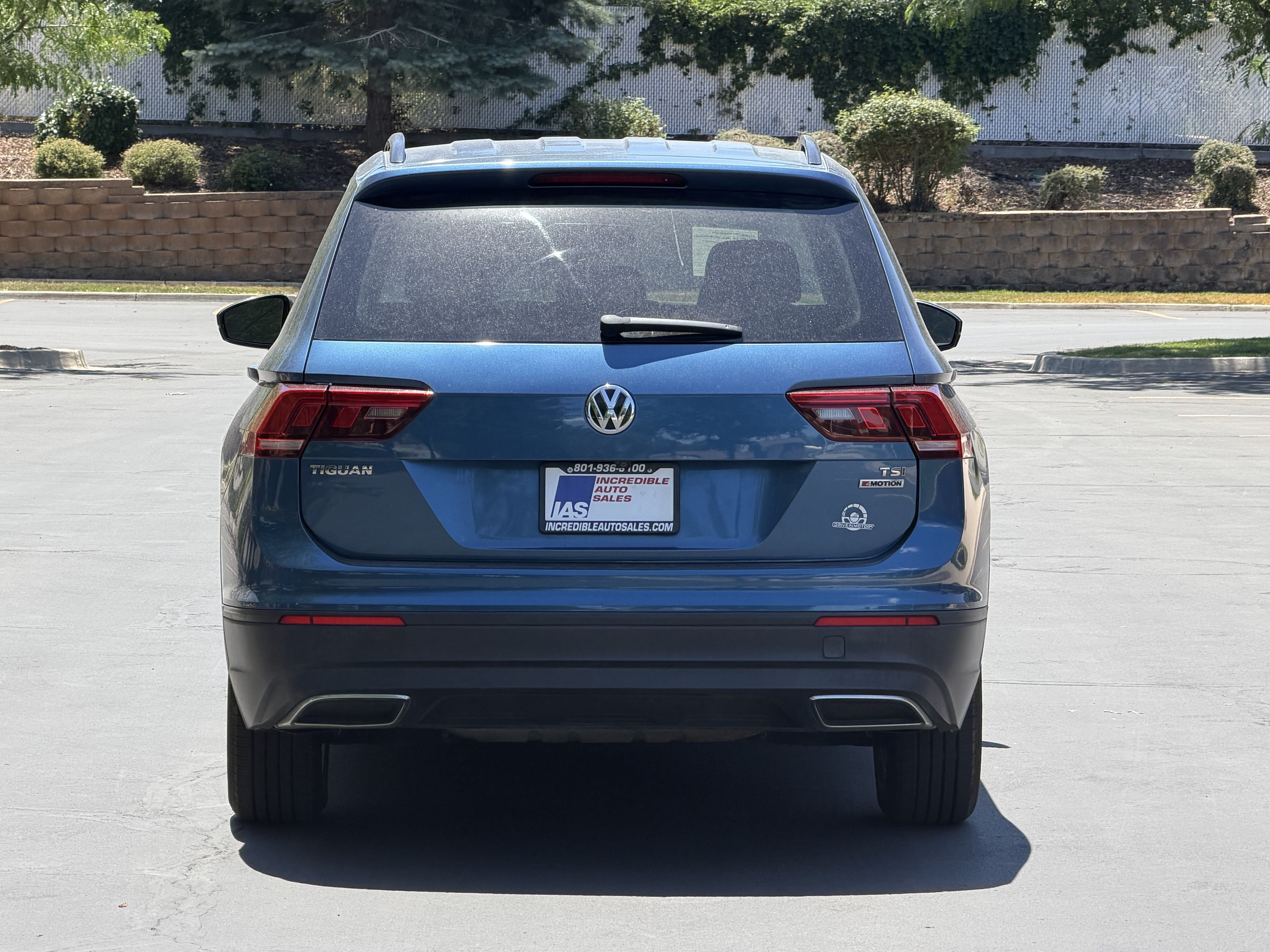 Used 2018 Volkswagen Tiguan S AWD/4WD image 5