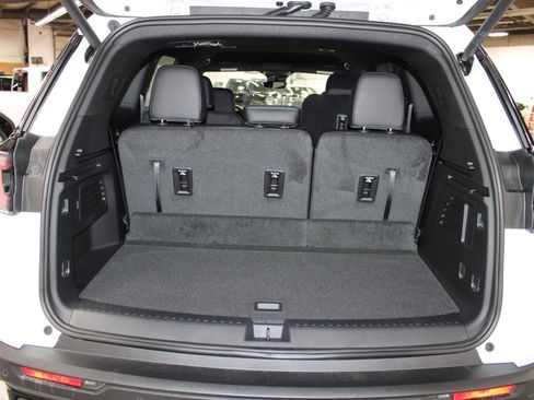 New 2026 GMC Acadia AT4 w/ Luxury Package AWD/4WD image 26