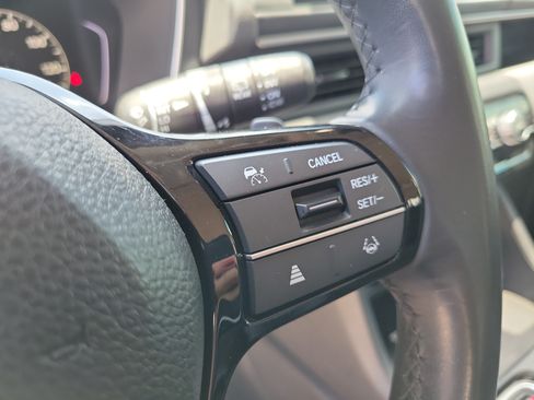 Used 2025 Honda Pilot Touring image 25