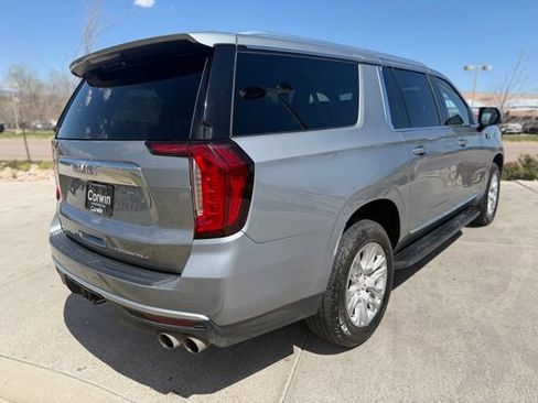 Used 2023 GMC Yukon XL Denali AWD/4WD image 7
