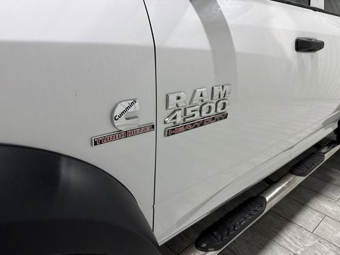 Used 2018 RAM 4500 Tradesman w/ Chrome Appearance Group AWD/4WD image 33