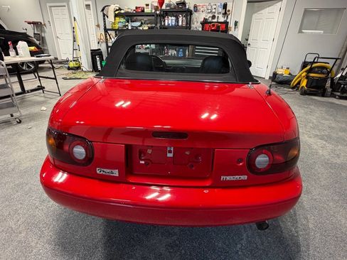Used 1991 MAZDA MX-5 Miata RWD image 11
